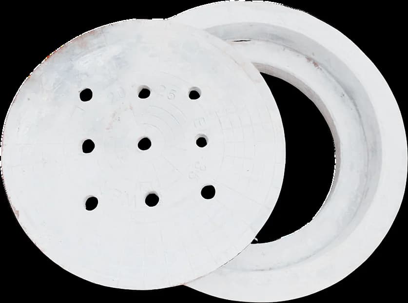 Circular RCC manhole cover and frame set